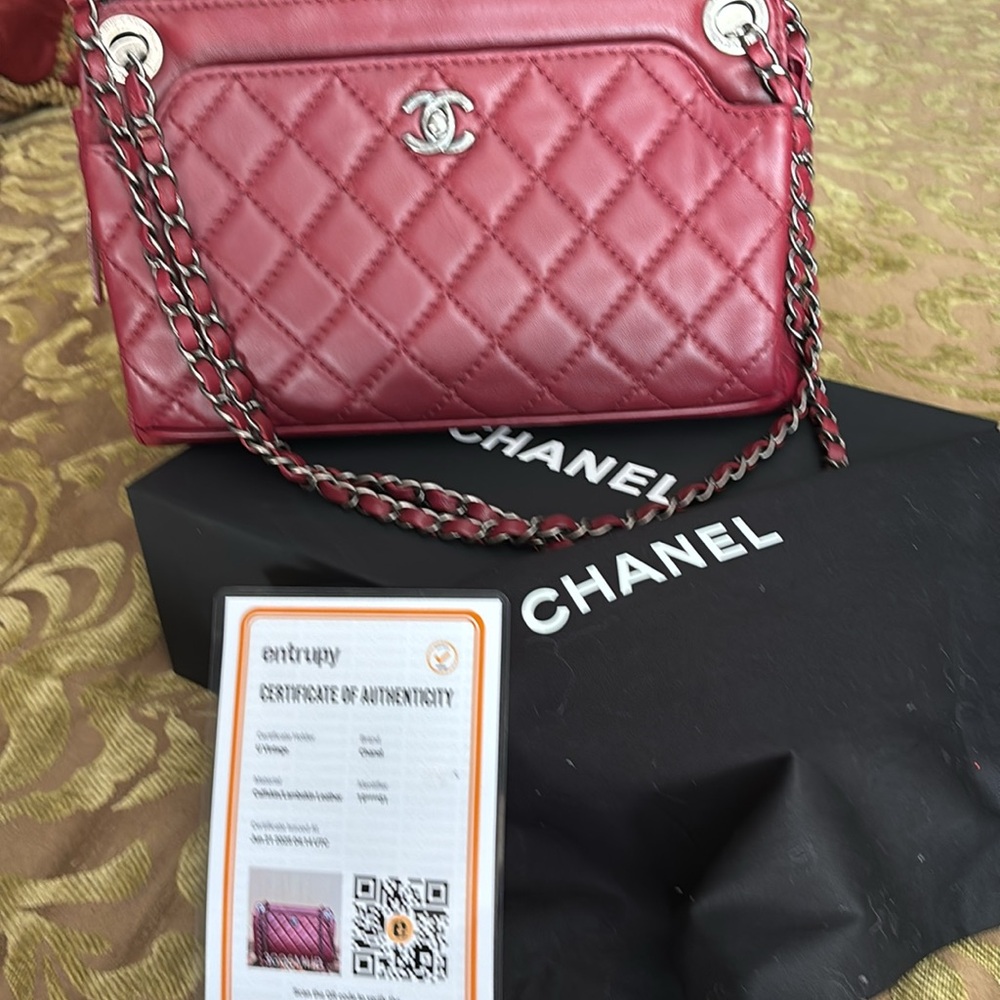 Classic Chanel burgundy leather shoulder bag, pristine with COA